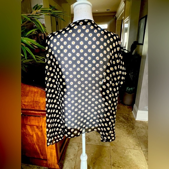 Gypsy Warrior scarf like cardigan/cover-up black with yellow flowers one size - Picture 8 of 14